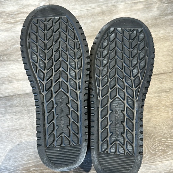 Koolaburra Ugg boots - Picture 2 of 5